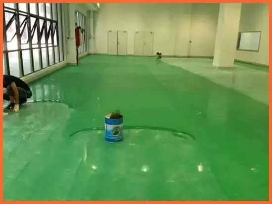阿拉尔农场选择适合室外地坪漆翻新的材料 